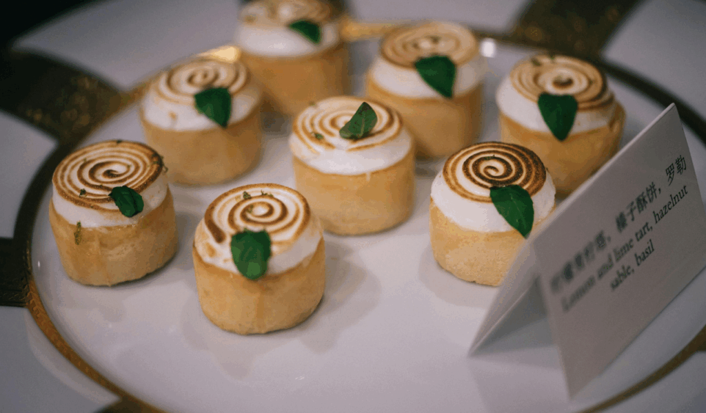 Dessert Boutiques With Mini Portions