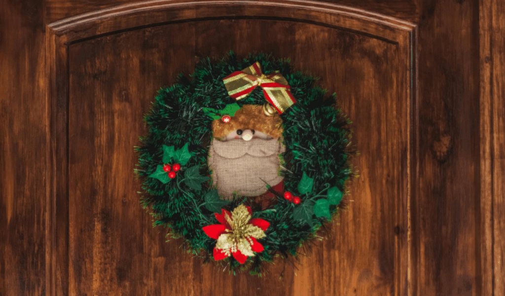 Overdecorated entryways