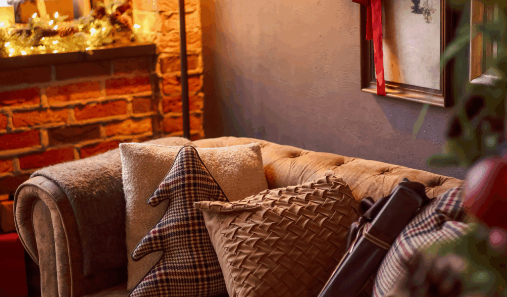 Themed Throw Pillows for Every Season