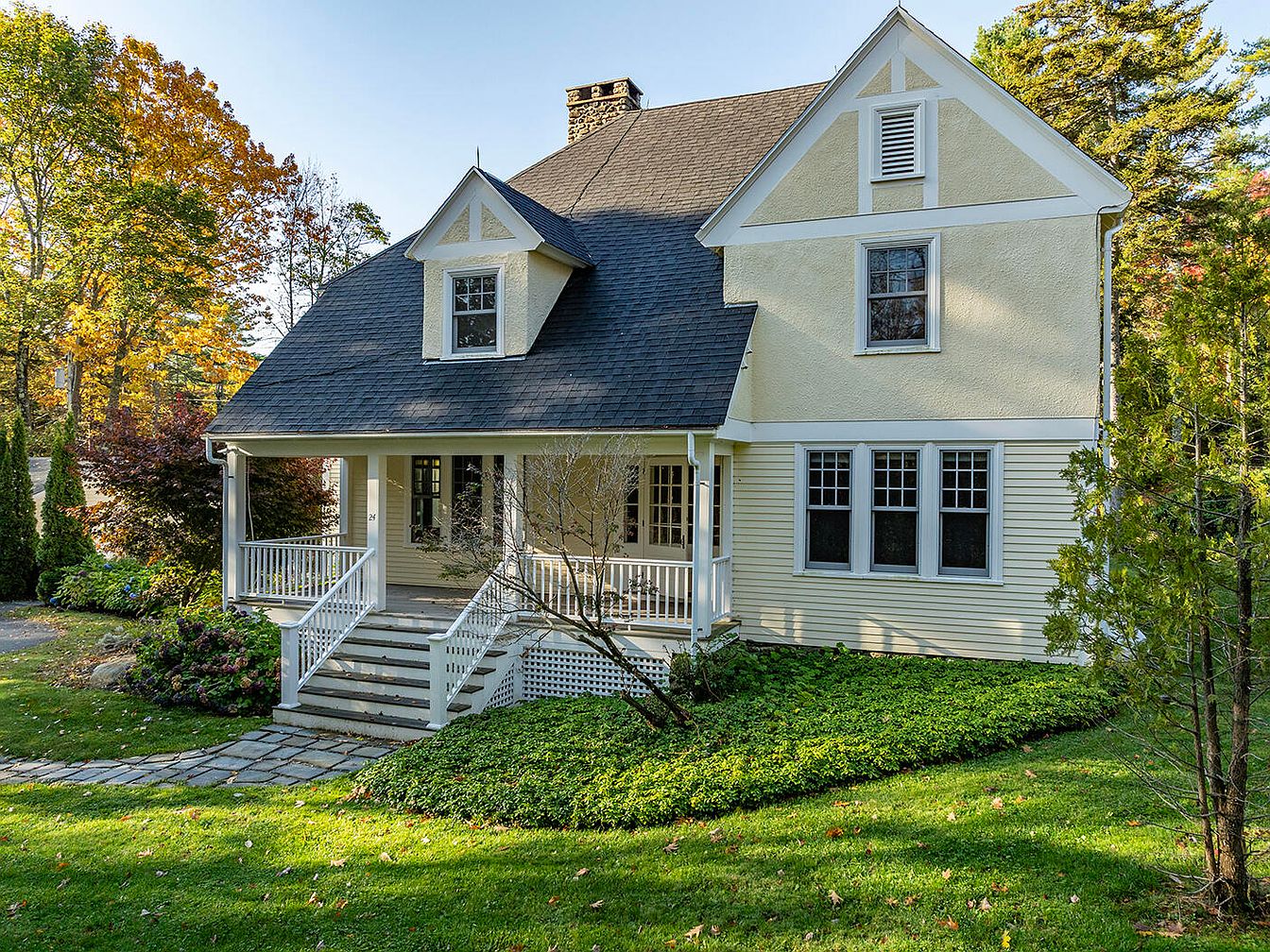 Charming 1907 Gardeners Cottage in Camden, Maine, Featuring Historic Details, Modern Upgrades, and Lush Landscaping