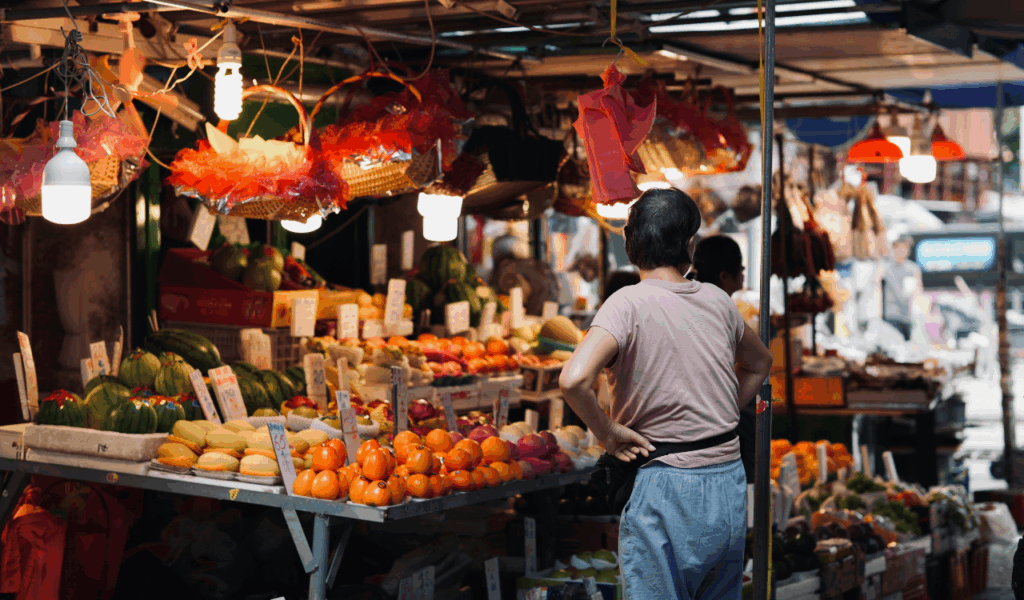 Curated vendor lineups that favor trend driven cuisine