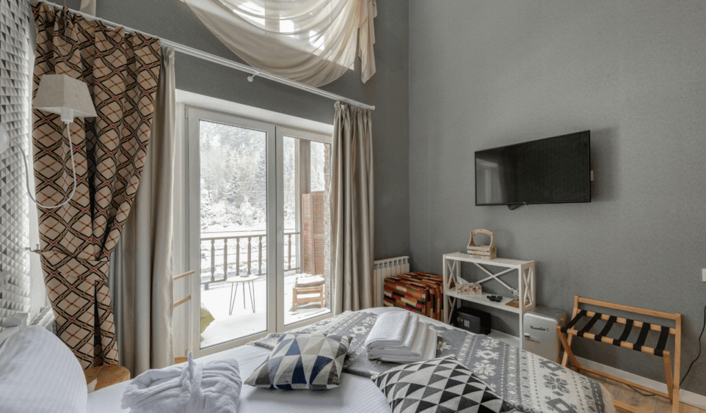 Highly Polished Frameless Mirrors