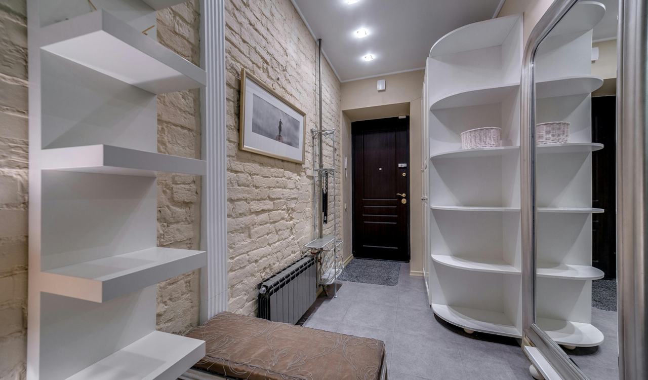 9 Trend-Based Furniture Pieces Now Sitting in Garages