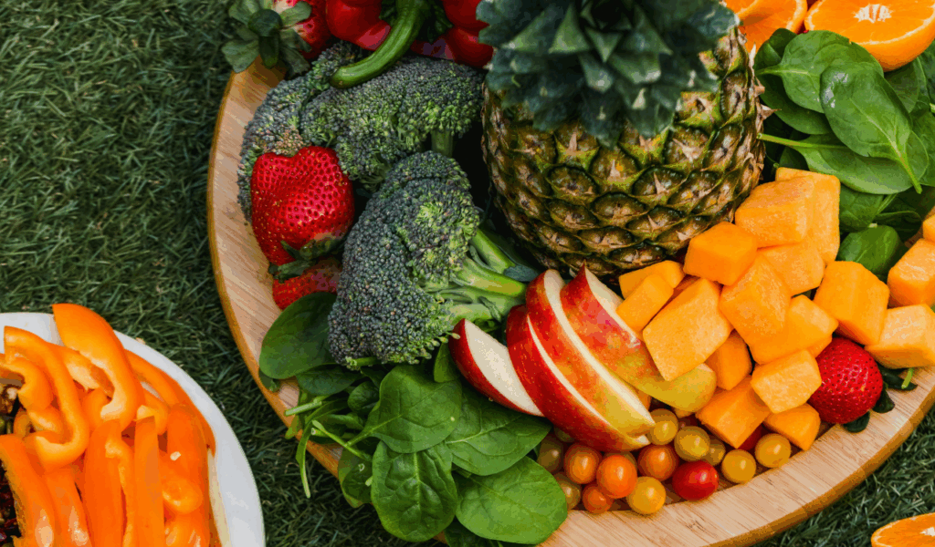 Pre-Cut Fruit Medleys and Platters