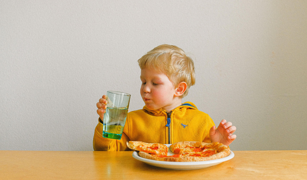 7 Kid Friendly Chains Sneaking Junk Into "Family" Meals