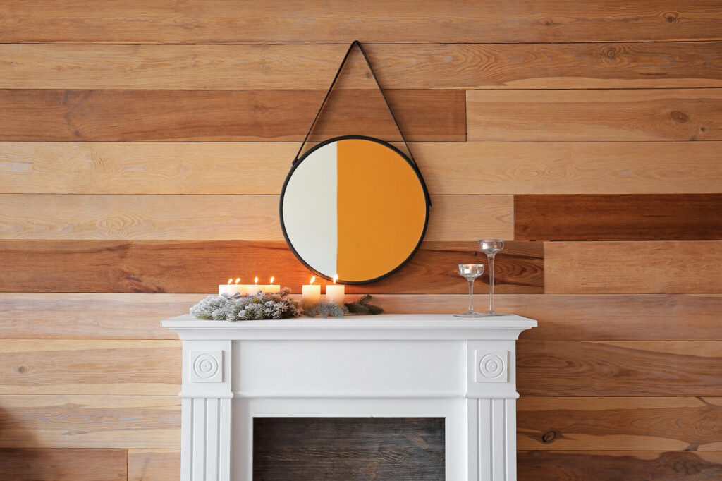 Use Artwork Or Mirrors As A Stable Focal Point