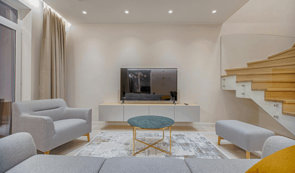 All-Neutral Color Palettes With No Personal Accents