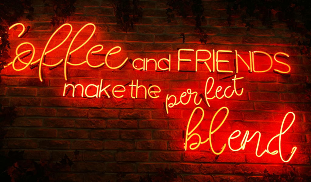 Trend-Driven Decorative Quotes Everywhere