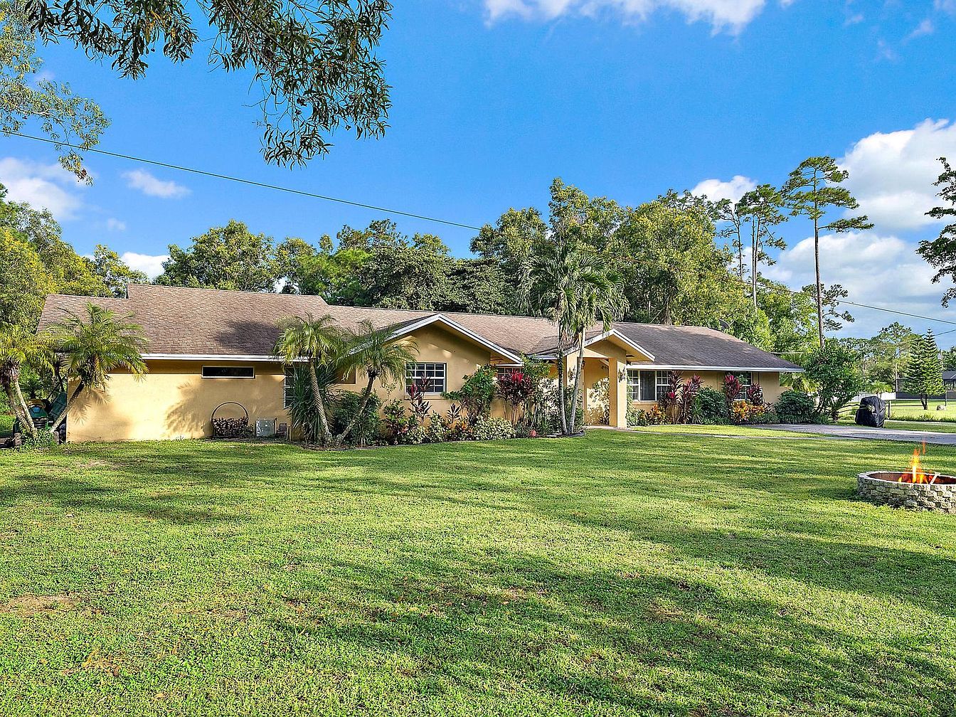 Jadeite Mixing Bowls And Dinnerware