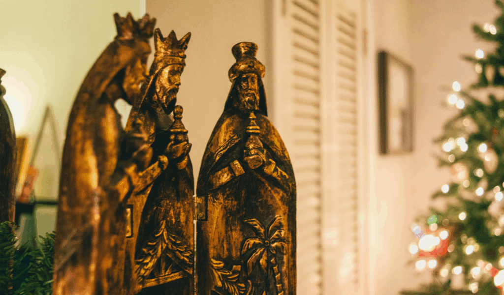 Oversized Seasonal Figurines