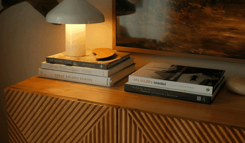 Study Corners With No Nearby Storage