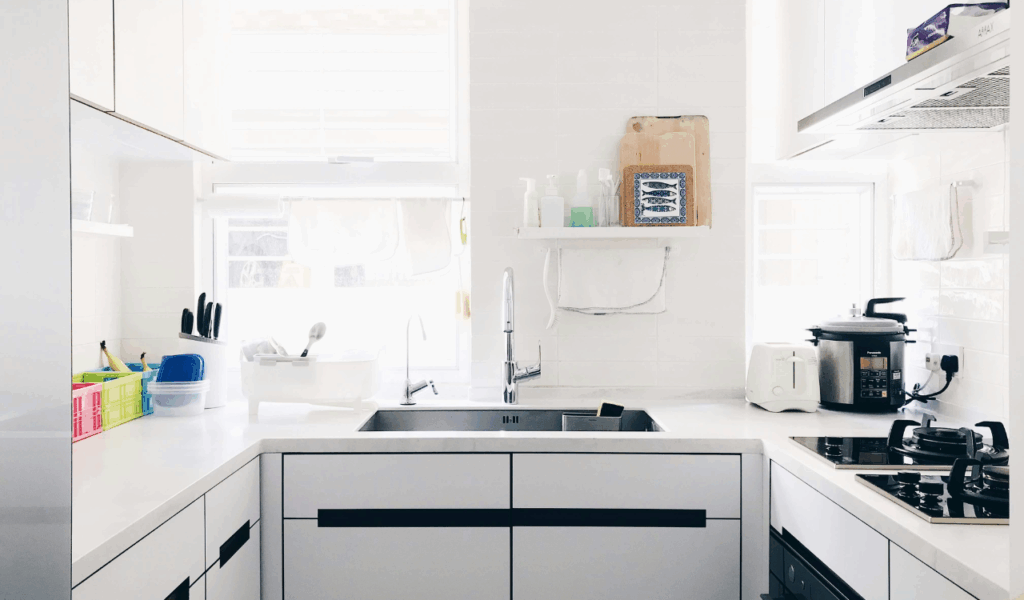 Glass-Gabled Farmhouse with Smart Water Management