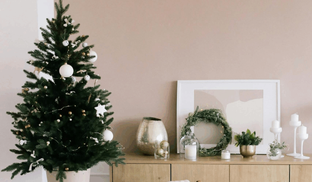  Excessive Wall Décor in Open-Concept Spaces