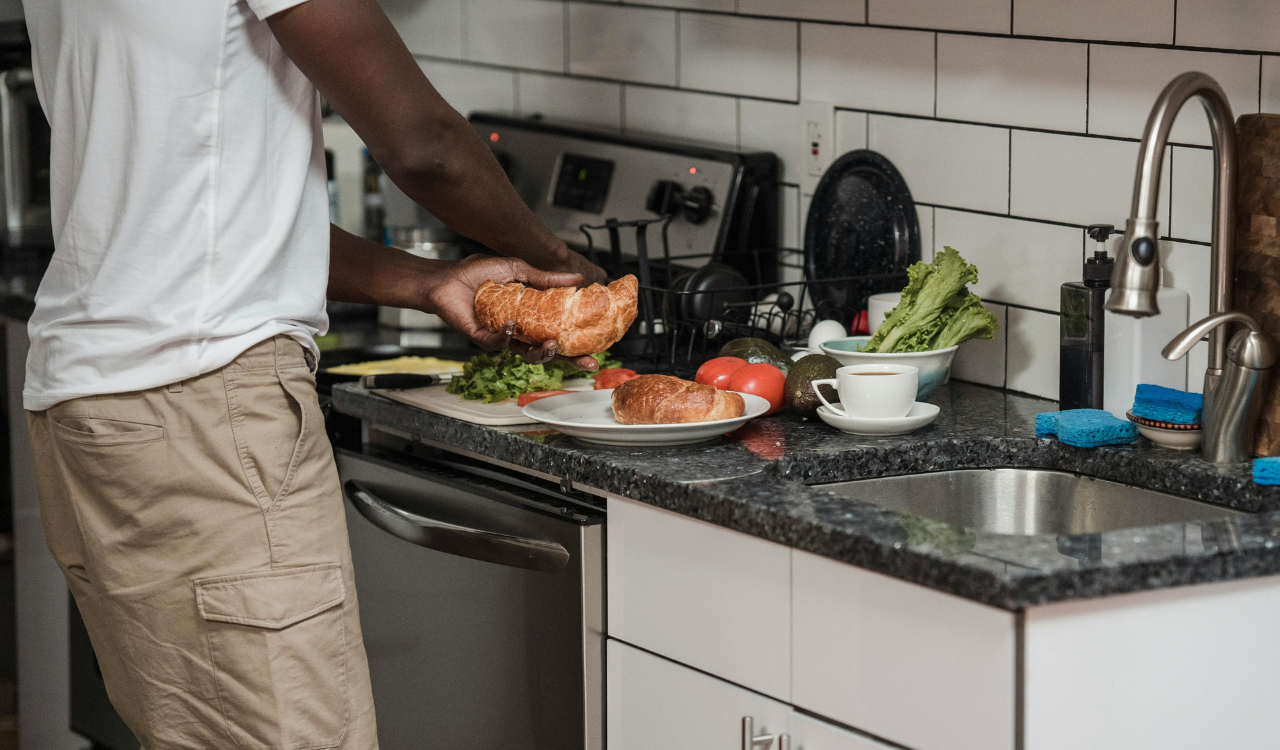 15 “Reliable” Foods That Quietly Make Busy Weeks Harder