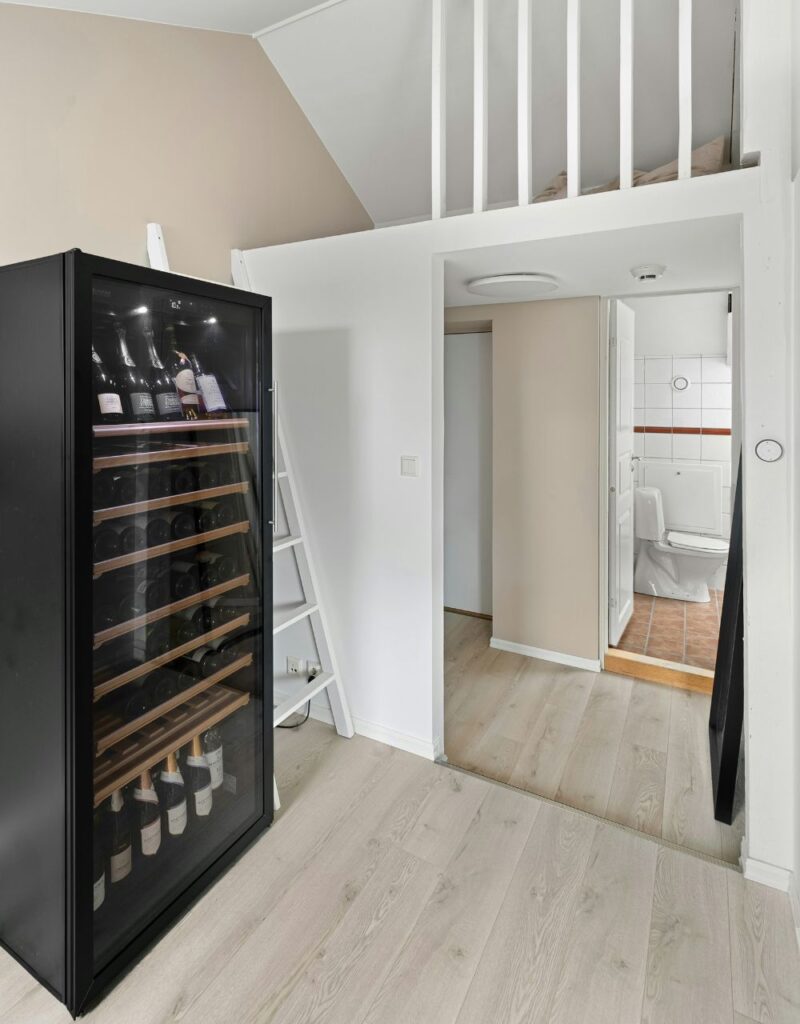 Built-In Wine Refrigerators