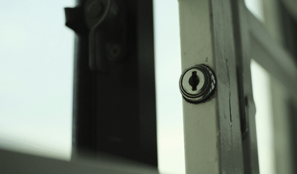 Leaving Windows Unlocked