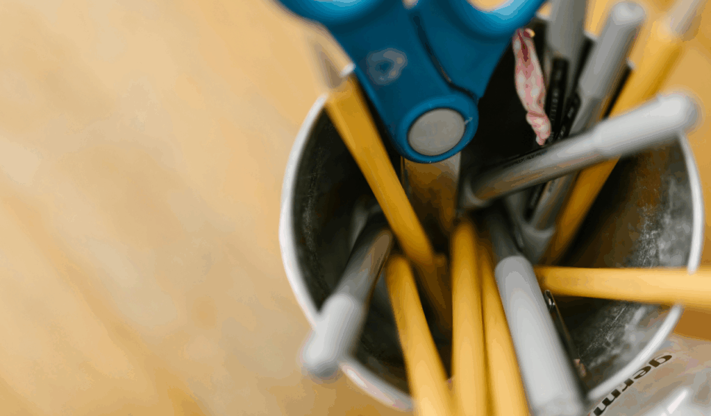 Transparent or decorative pencil cases with no space