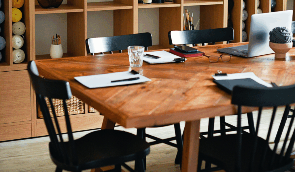 Facing a Wall With No Natural Light