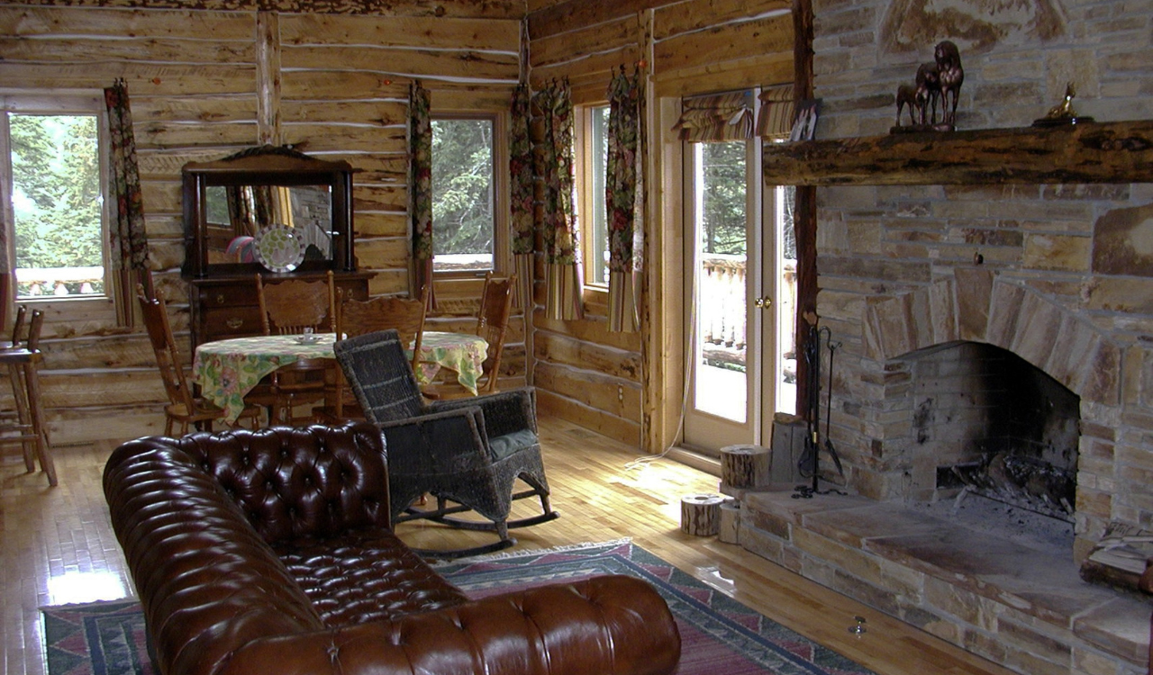 12 Fireplace Mantels Defining Cozy Cabins