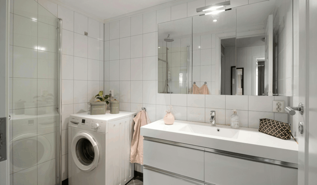 Durable and Stylish Tile Backsplashes