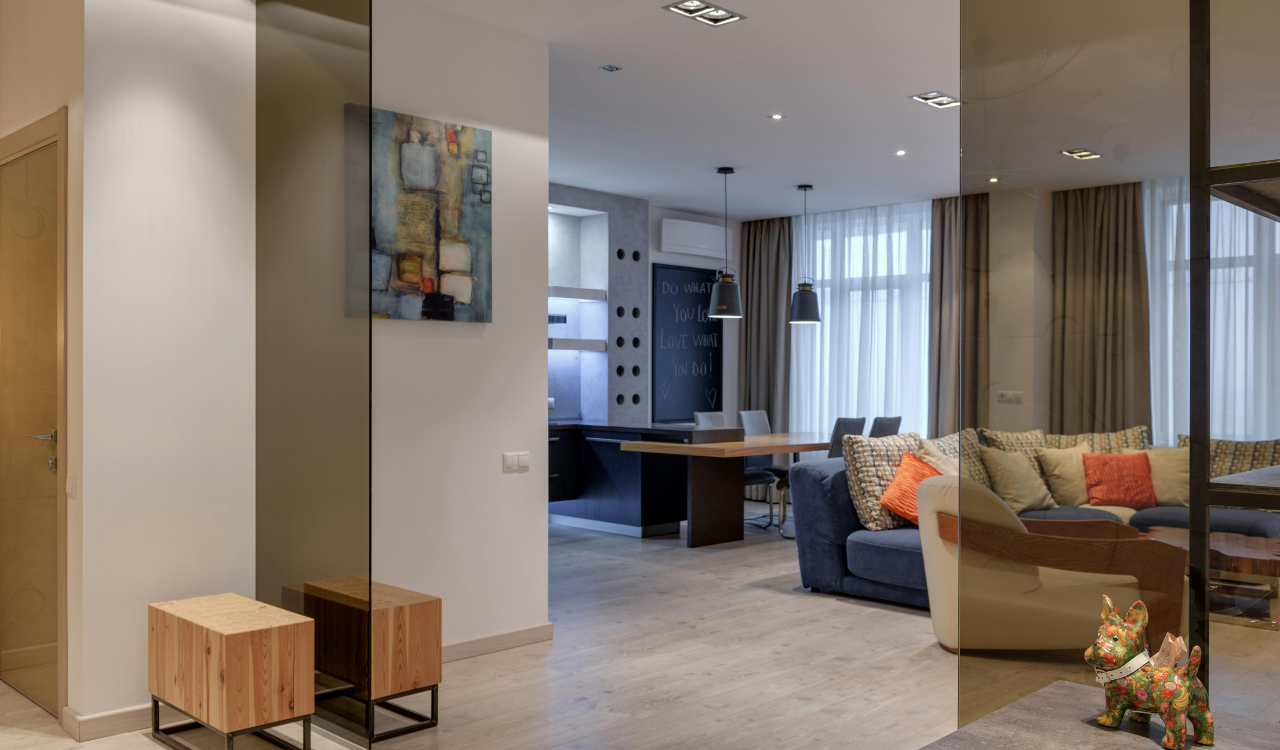 9 Quiet Luxury Living Rooms for Unwind Evenings