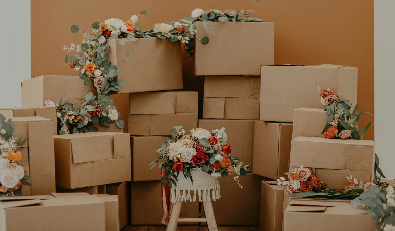 14 Holiday Storage Solutions That Didn’t Stay Organized