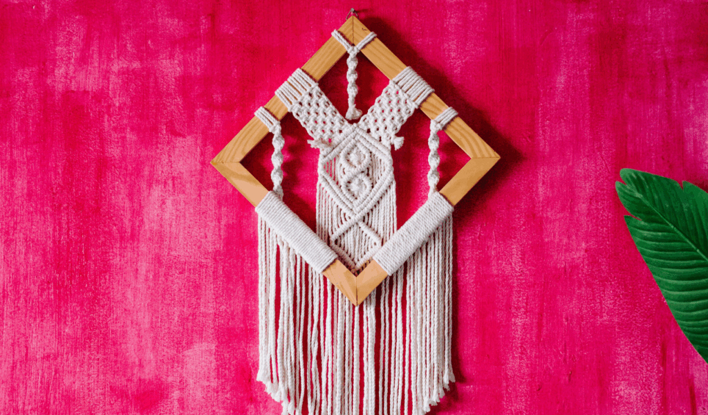 The "Loose-Loop" Macrame Wall Pocket