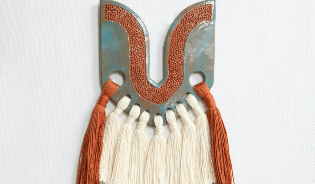 The Oversized "Tassel-Base" Basket