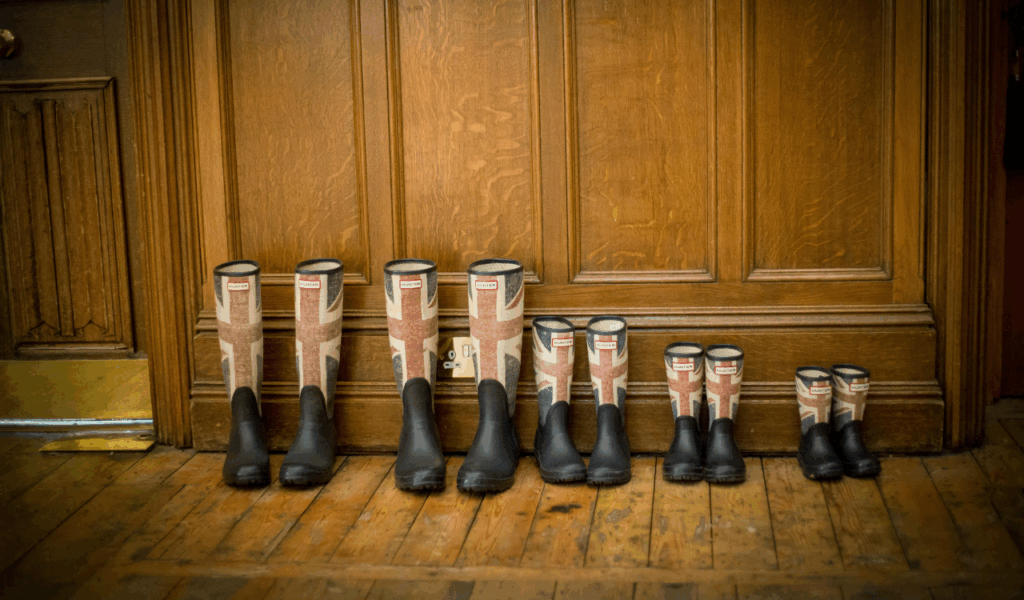 15 Mudroom Must-Haves for Rainy Coasts