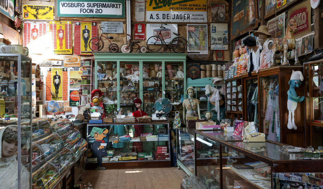 Dust Them Off These 9 Household Antiques Are Seeing a Sudden Surge in Value