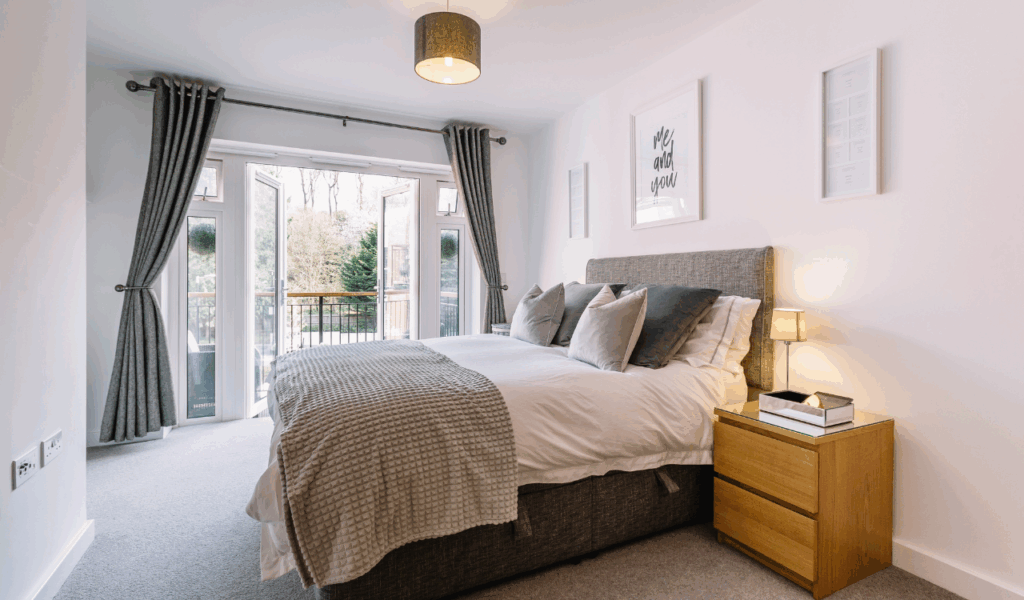 The All-White "Modern Farmhouse" Shiplap