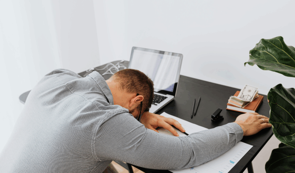 11 Lifestyles That Pretend to Be Healthy While Quietly Burning People Out