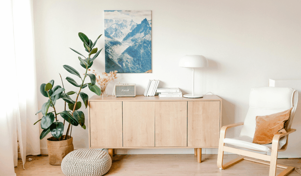 14 Homes That Look Calm but Quietly Drain the People Living There