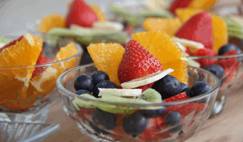 Pre-Chopped Fruit Salad Cups