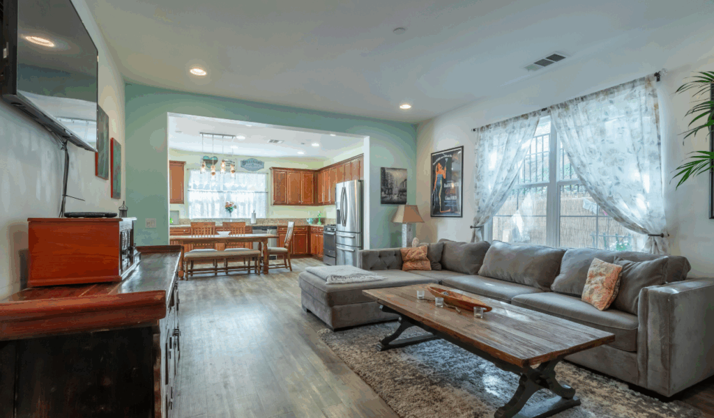 11 Southern Farmhouse Dens Built for Netflix Nights