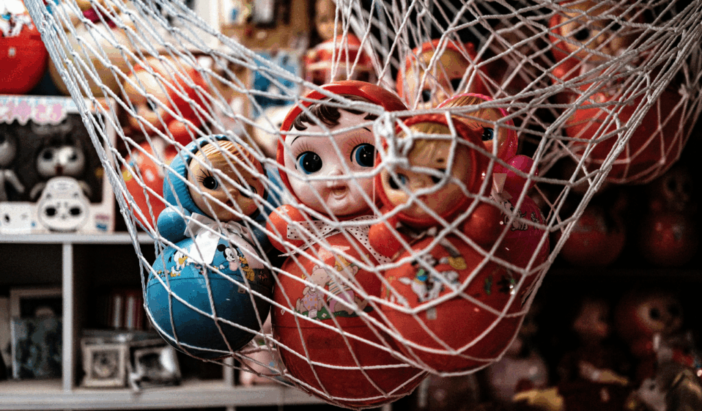 Rotating Toy Rotation Bins