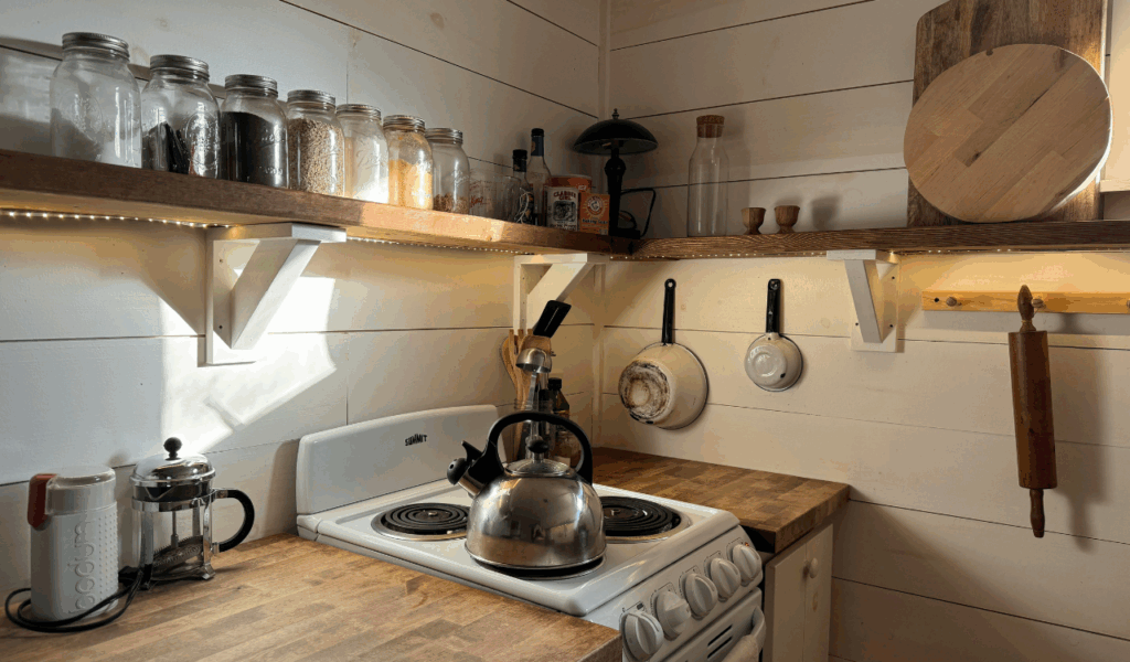 Shiplap Walls Used with Restraint