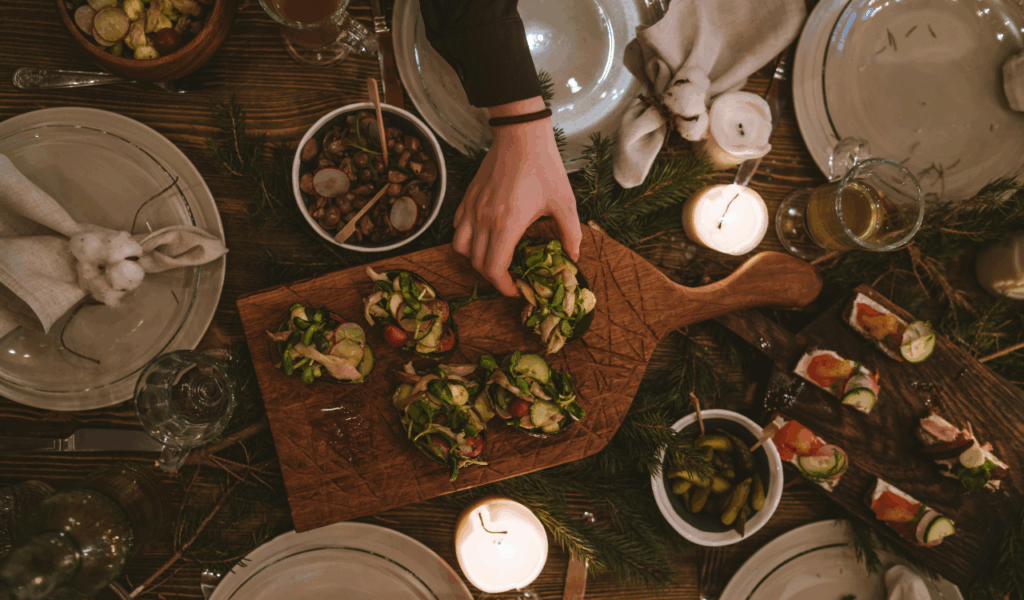 Delicate Seasonal Table Runners
