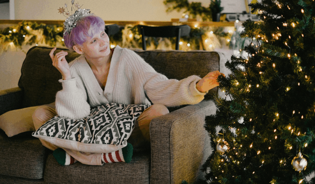 Single season statement pillows and throws