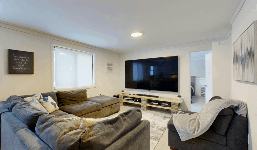 12 Homes That Seem “Fine” Until You Realize You’re Always Tired Inside Them