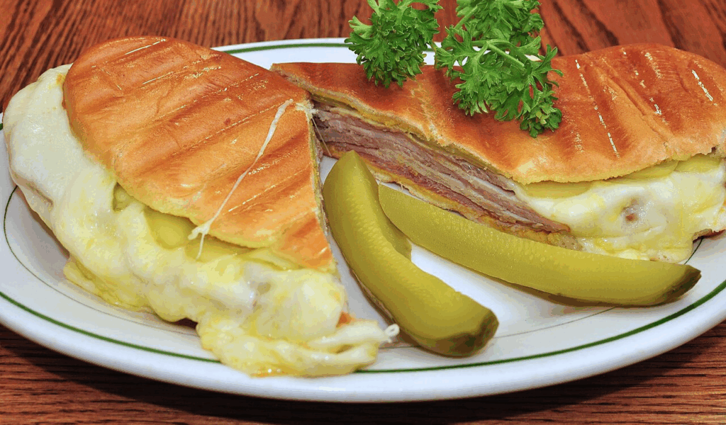 El Mago De Las Fritas – Cuban Sandwich With Local Flavor
