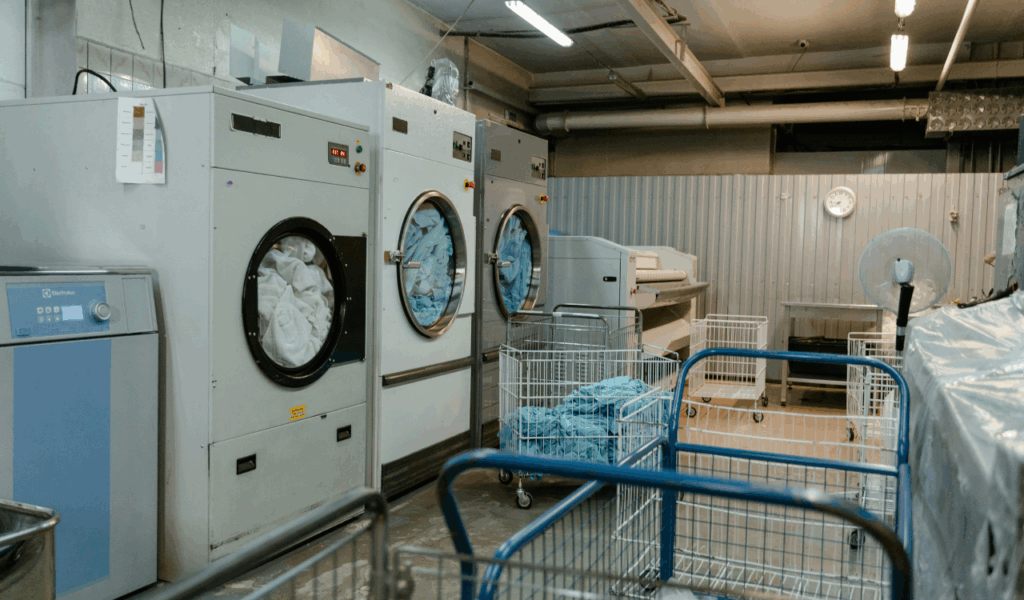 Strategic Use of Floating Shelves