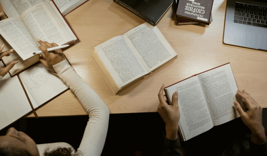 Shared Study Areas With Constant Distractions