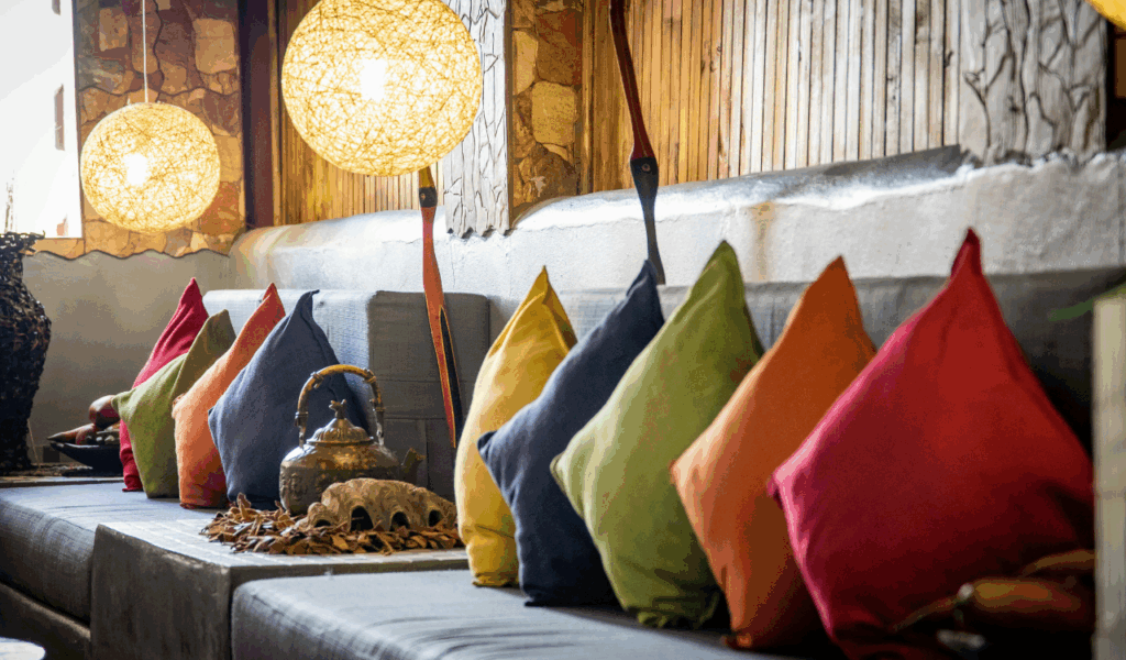 Ultra trendy seasonal color palettes