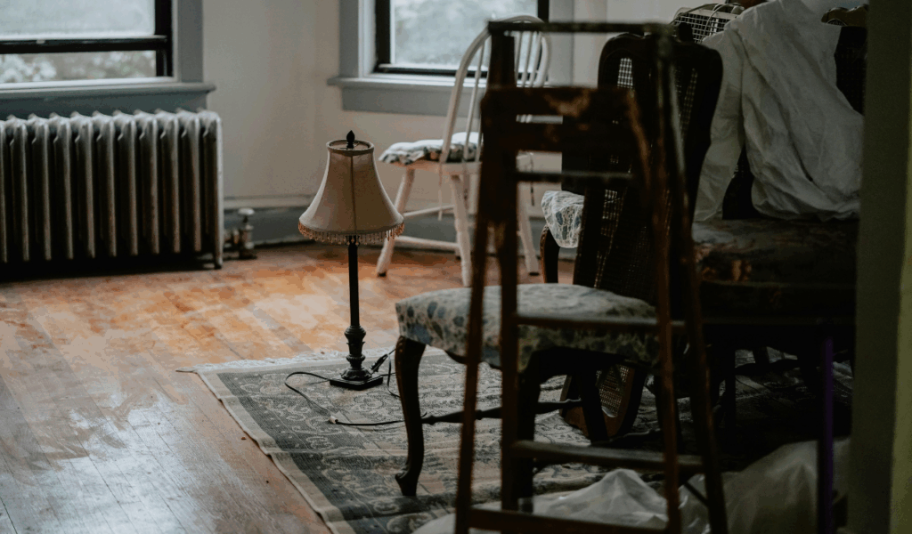 Treating Decor as a Low Priority Altogether