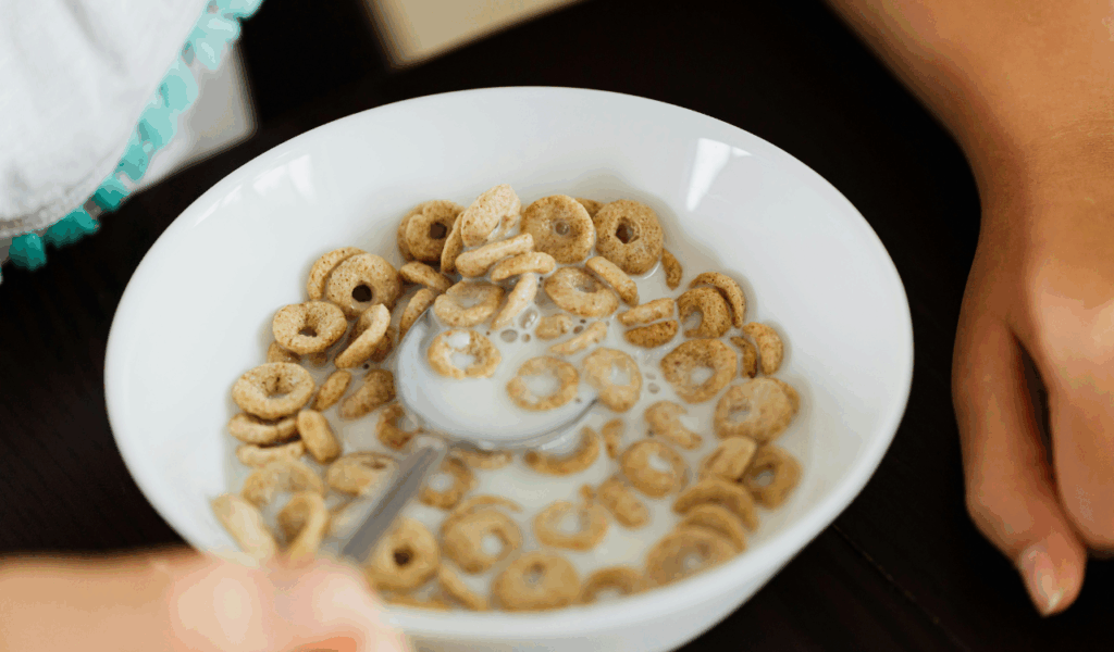 Large Bowls of Sweetened Breakfast Cereal