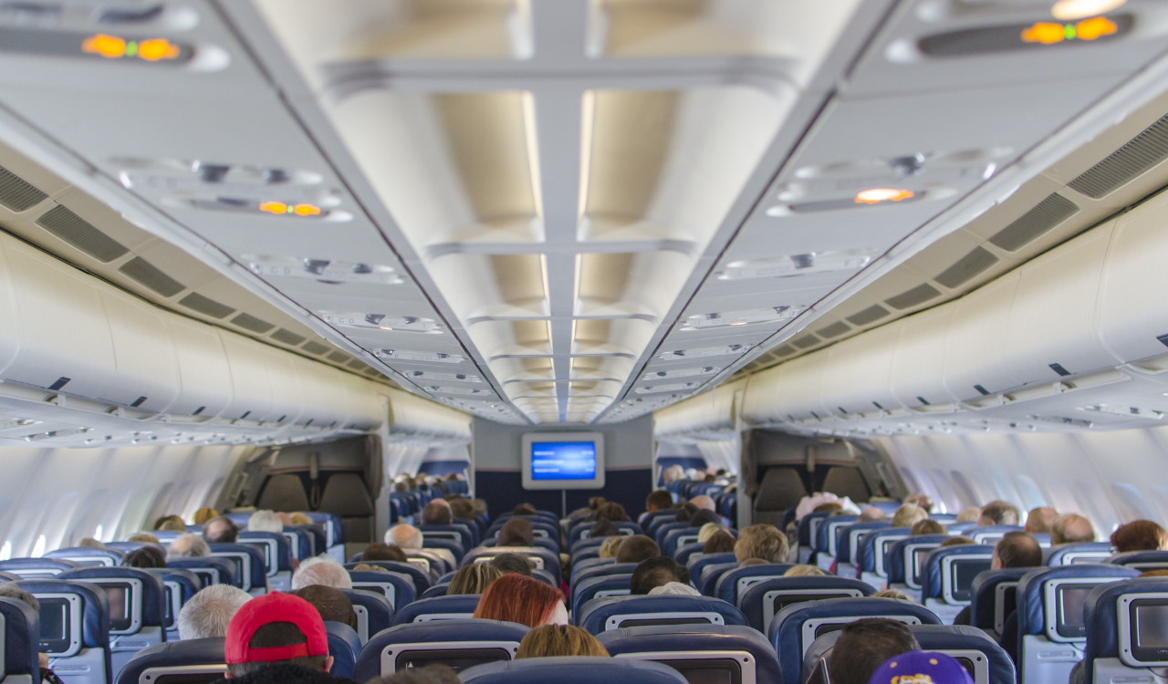 8 Airline Snacks Flight Crew Secretly Feed to the Trash