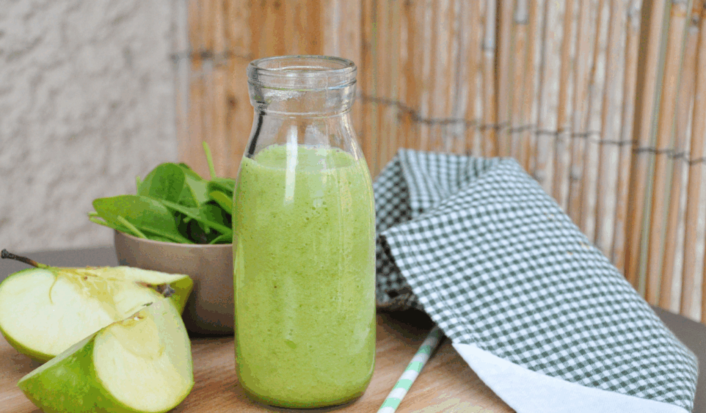 Drinking Only Green Smoothies for Meals