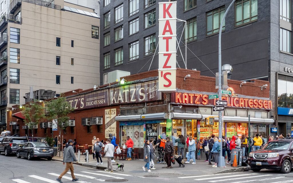 Katz's Delicatessen – New York, USA
