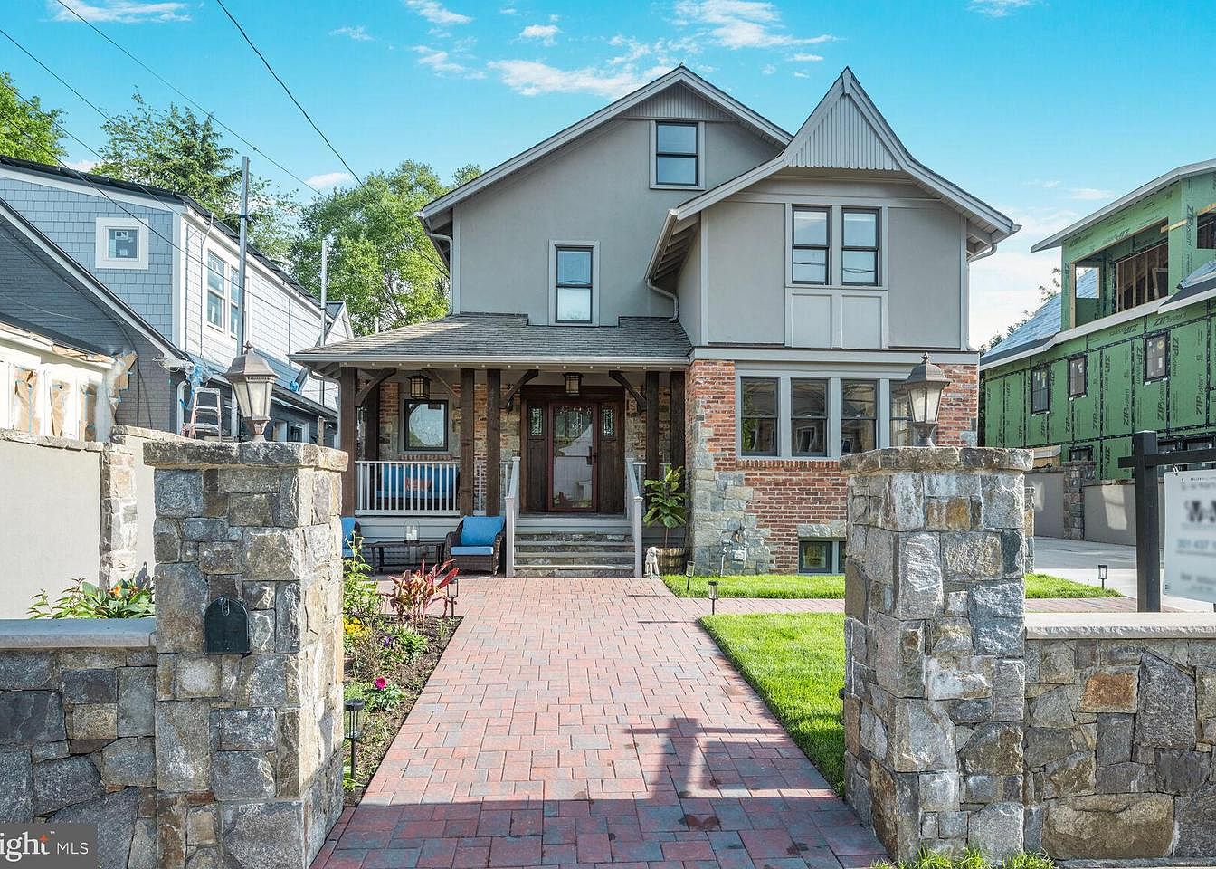 Elegant 1928 Luxury Home in Bethesda, Maryland, Featuring 24’ Ceilings, Multiple Living Areas, and an Inviting Studio Apartment